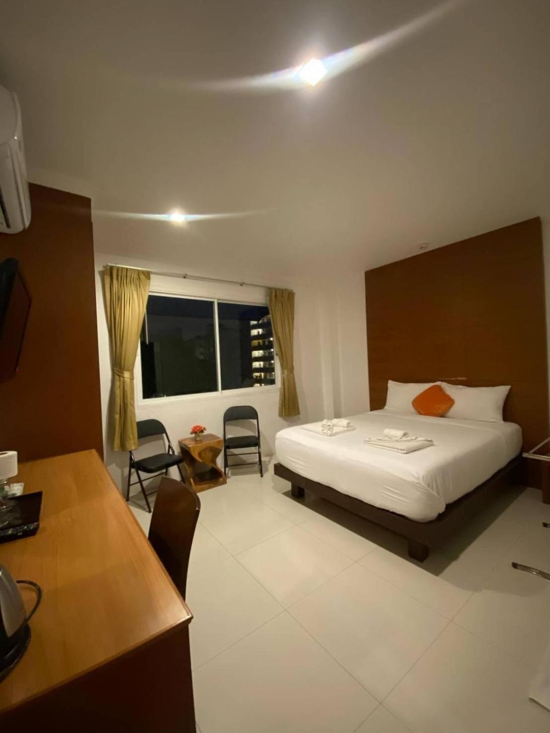 Sukcheewa Residence Phuket Patong Pokój zdjęcie